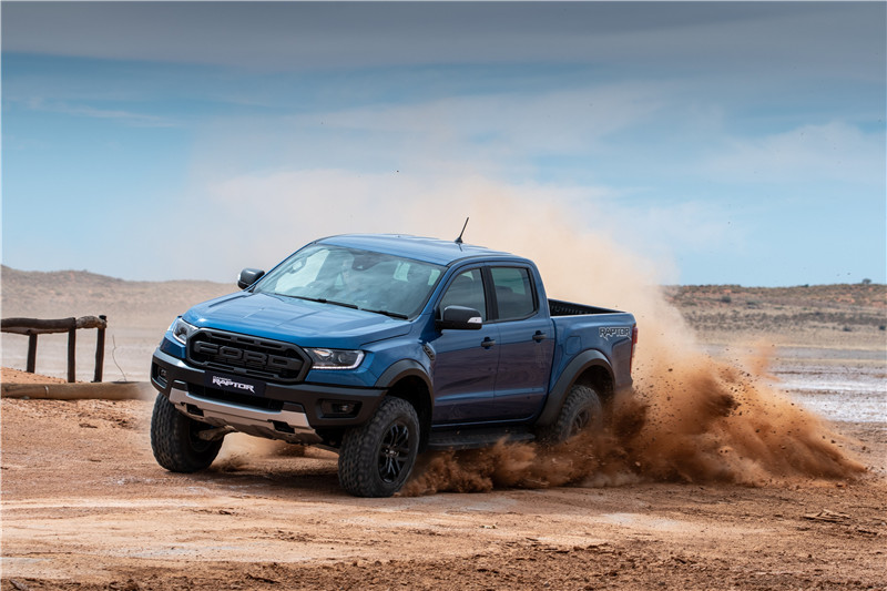 This image has an empty alt attribute; its file name is Ford-Ranger-Raptor-3.jpg